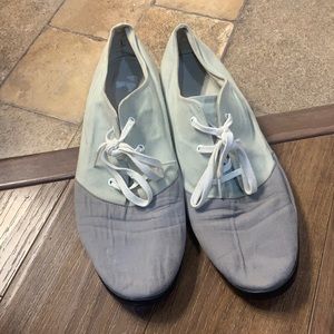 Men’s canvas shoes herrera barely worn